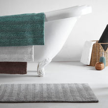 Load image into Gallery viewer, Lattice Reversible Bath Mat Set
