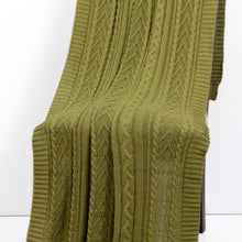 Load image into Gallery viewer, Cable 35 Throw