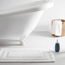Load image into Gallery viewer, Cotton Racetrack Bath Mat Set