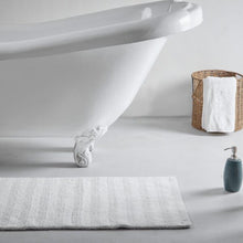 Load image into Gallery viewer, Lattice Reversible Bath Mat Set
