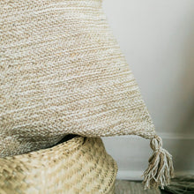 Load image into Gallery viewer, 18&quot; x 18&quot; Woven Cushion Cover With Tassels
