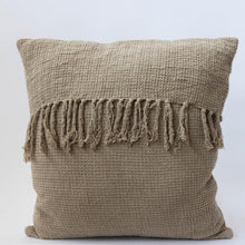 Load image into Gallery viewer, 18&quot; x 18&quot; Waffle Weave Cushion Cover With Tassels
