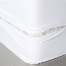 Load image into Gallery viewer, Interlock Mattress Encasement 11&quot; Bed Bug Encasement
